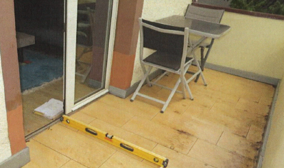 BAU.DE / BAU-Forum: 2. Bild zu Antwort "Hier noch drei weitere Fotos" auf die Frage "Loggia Sanierung: Aufbau, Abdichtungsprobleme & korrekte Ausf&uuml;hrung &ndash; Reihenfolge der Gewerke?" im BAU-Forum "Modernisierung / Sanierung / Bausch&auml;den"