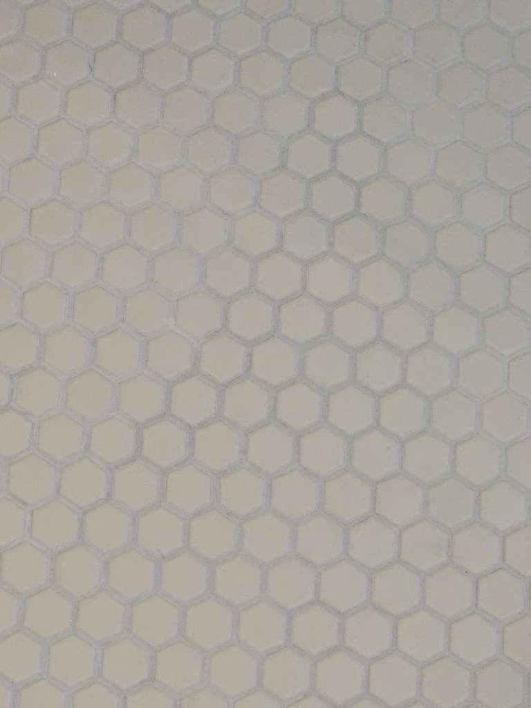 BAU.DE / BAU-Forum: 2. Bild zu Antwort "Gutachter Einsch&auml;tzung Mosaikfliesen" auf die Frage "Wei&szlig;er Schleier auf Fliesen nach Verfugen: Ursachen, Entfernung & Vorbeugung?" im BAU-Forum "Modernisierung / Sanierung / Bausch&auml;den"