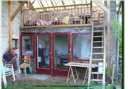 BAU.DE / BAU-Forum: 1. Bild zu Frage "Feldzug gegen den Hausschwamm an Hausmauer / Fundament" im BAU-Forum "Tiefbau und Spezialtiefbau" BAU.DE / BAU-Forum: 1. Bild zu Frage "Feldzug gegen den Hausschwamm an Hausmauer / Fundament" im BAU-Forum "Tiefbau und Spezialtiefbau"