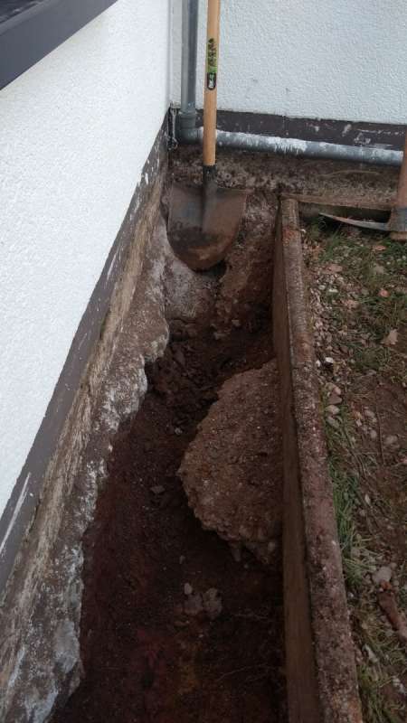 BAU.DE / BAU-Forum: 4. Bild zu Frage "Sanierung ab Bodenplatte und Sockel Hang-Untergeschoss" im BAU-Forum "Tiefbau und Spezialtiefbau" BAU.DE / BAU-Forum: 4. Bild zu Frage "Sanierung ab Bodenplatte und Sockel Hang-Untergeschoss" im BAU-Forum "Tiefbau und Spezialtiefbau"