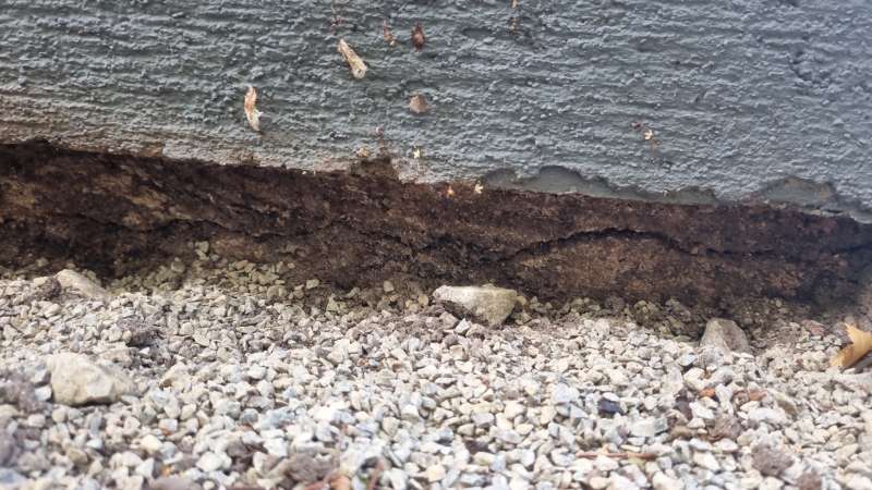 BAU.DE / BAU-Forum: 3. Bild zu Frage "Hausfundament beschädigt: Ursachen, Risiken & Kosten der Reparatur?" im BAU-Forum "Tiefbau und Spezialtiefbau" BAU.DE / BAU-Forum: 3. Bild zu Frage "Hausfundament beschädigt: Ursachen, Risiken & Kosten der Reparatur?" im BAU-Forum "Tiefbau und Spezialtiefbau"