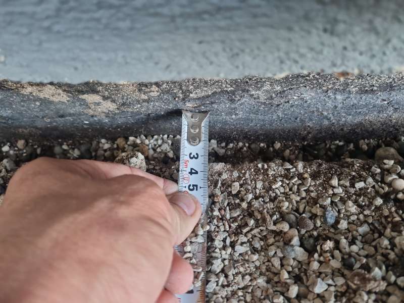 BAU.DE / BAU-Forum: 1. Bild zu Antwort "Risse im Fundament: Spaltbildung und Baugrundbeschaffenheit" auf die Frage "Hausfundament beschädigt: Ursachen, Risiken & Kosten der Reparatur?" im BAU-Forum "Tiefbau und Spezialtiefbau" BAU.DE / BAU-Forum: 1. Bild zu Antwort "Risse im Fundament: Spaltbildung und Baugrundbeschaffenheit" auf die Frage "Hausfundament beschädigt: Ursachen, Risiken & Kosten der Reparatur?" im BAU-Forum "Tiefbau und Spezialtiefbau"