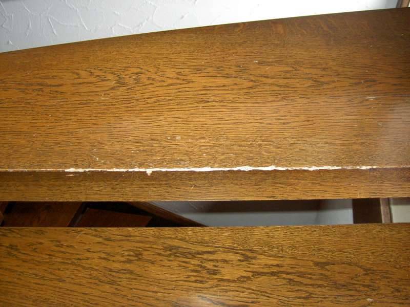 BAU.DE / BAU-Forum: 1. Bild zu Frage "Holztreppe, Stufen bzw. Kanten sanieren?" im BAU-Forum "Treppen, Rampen, Leitern"