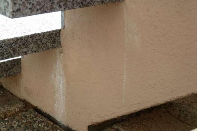 BAU.DE / BAU-Forum: 4. Bild zu Frage "Wasserablaufnut an Treppe, Standard oder Muss?" im BAU-Forum "Treppen, Rampen, Leitern"