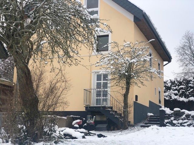 BAU.DE / BAU-Forum: 1. Bild zu Frage "Feuertreppe f&uuml;r Pfarrhaus: Fertigbausatz vs. Neubau &ndash; Kosten, Statik & Brandschutz?" im BAU-Forum "Treppen, Rampen, Leitern"