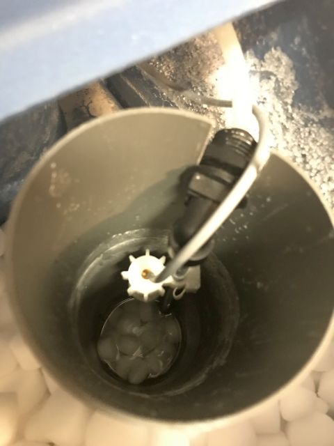 BAU.DE / BAU-Forum: 4. Bild zu Frage "BWT AQA Smart Weichwasseranlage: Regenerationsprobleme, Ursachen & L&ouml;sungen?" im BAU-Forum "Trinkwasser- und Schmutzwasser-Aufbereitung"