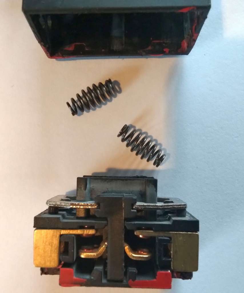 BAU.DE / BAU-Forum: 2. Bild zu Frage "Schlagbohrmaschine Ein-/Aus-Schalter defekt: Ursachen, Reparatur & Fehlersuche?" im BAU-Forum "Das richtige Werkzeug"