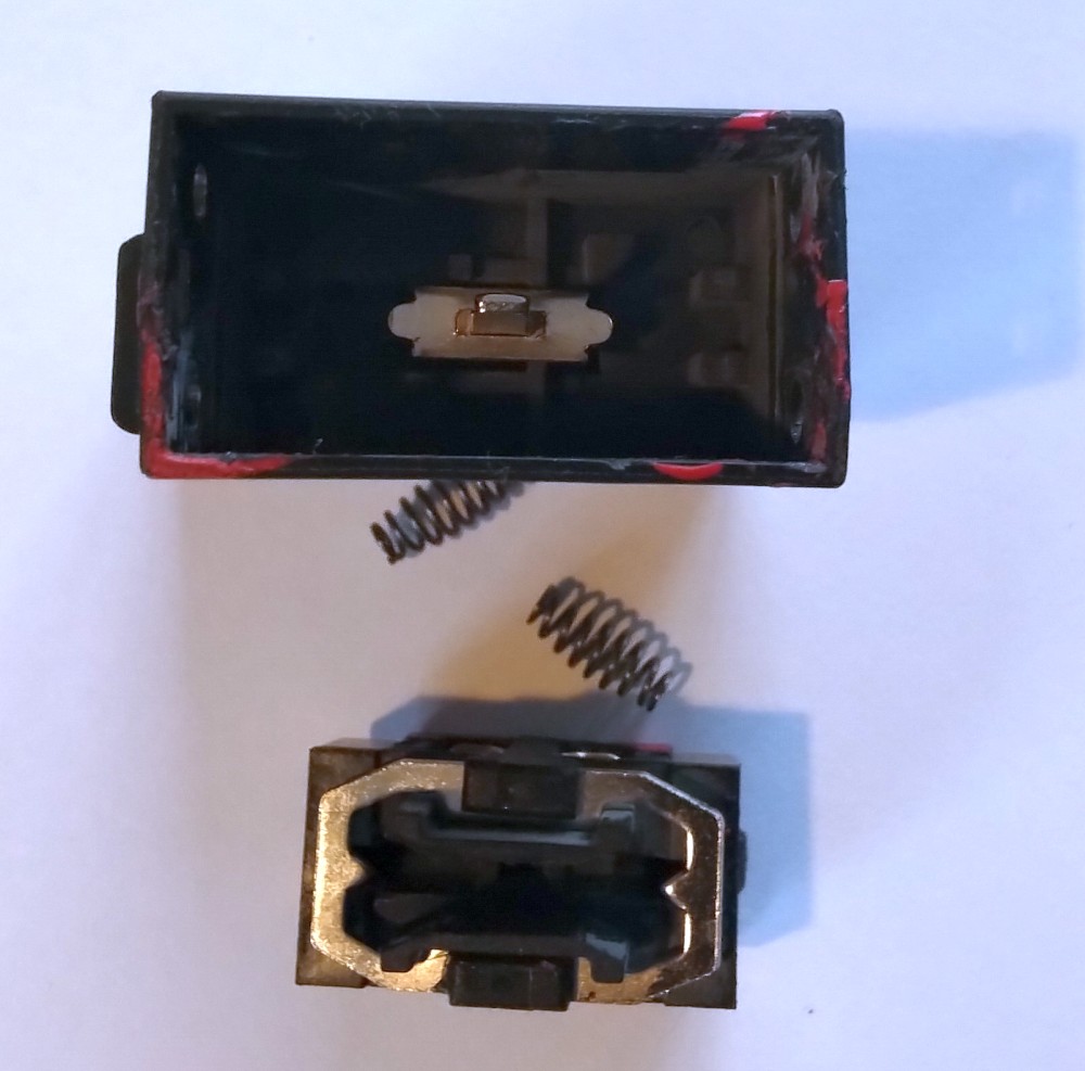 BAU.DE / BAU-Forum: 3. Bild zu Frage "Schlagbohrmaschine Ein-/Aus-Schalter defekt: Ursachen, Reparatur & Fehlersuche?" im BAU-Forum "Das richtige Werkzeug"