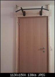 BAU.DE / BAU-Forum: 2. Bild zu Antwort "Lösung: Klimmzugstange mit Gestell an Decke befestigt ✅" auf die Frage "Klimmzugstange an Decke montieren: Risiken, Dübel-Wahl & Tragfähigkeit im Altbau?" im BAU-Forum "Wohnen und Einrichten" BAU.DE / BAU-Forum: 2. Bild zu Antwort "Lösung: Klimmzugstange mit Gestell an Decke befestigt ✅" auf die Frage "Klimmzugstange an Decke montieren: Risiken, Dübel-Wahl & Tragfähigkeit im Altbau?" im BAU-Forum "Wohnen und Einrichten"