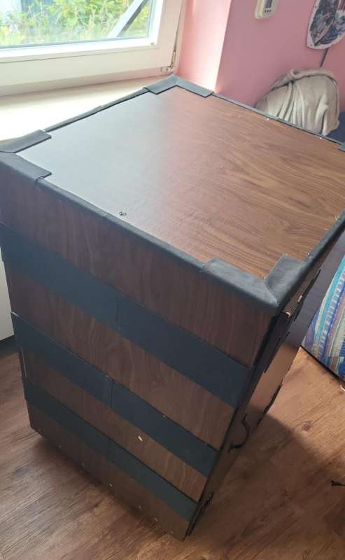 BAU.DE / BAU-Forum: 2. Bild zu Frage "Holzkiste leichter machen: Gewicht reduzieren für Kostüm – Tipps & Tricks?" im BAU-Forum "Wohnen und Einrichten" BAU.DE / BAU-Forum: 2. Bild zu Frage "Holzkiste leichter machen: Gewicht reduzieren für Kostüm – Tipps & Tricks?" im BAU-Forum "Wohnen und Einrichten"