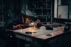 DIY: Do It Yourself, Selbstgemacht, Eigenbau & Basteln