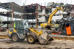 Ein Abbruchunternehmen ist spezialisiert auf professionelle Abbruch- und Abrissarbeiten. Ein Abbruchunternehmen ist spezialisiert auf professionelle Abbruch- und Abrissarbeiten.