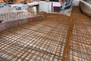 Betonstahl, Stahlmatten, Bügel, Körbe: So funktioniert eine solide Bewehrung - Bild: Stefan Schweihofer / Pixabay