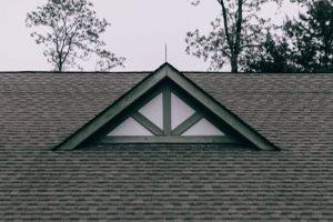 Dachflächenfenster sind Fenster, die in geneigte Dachflächen eingebaut werden.