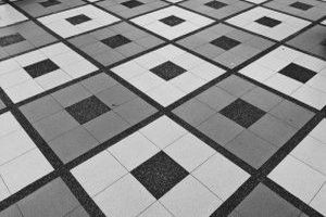 Eine Kachel ist ein flaches, meist rechteckiges Stück Material, das zur Bedeckung von Böden, Wänden, Dächern und anderen Oberflächen verwendet wird.