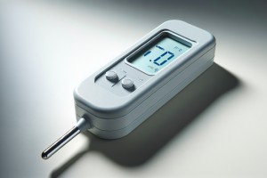 Genauigkeit bezieht sich auf die Präzision, Richtigkeit oder Zuverlässigkeit einer Messung, einer Berechnung oder eines Ergebnisses.