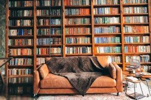 Ein Raumtrenner ist ein mobiles oder fest installiertes Element zur Unterteilung von Innenräumen.