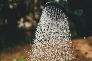 Die Wasserhärte gibt an, wie viel Kalk im Wasser gelöst ist.