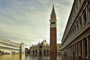 Ein Wasserschaden ist ein Schaden, der durch das unkontrollierte Austreten von Wasser entsteht.