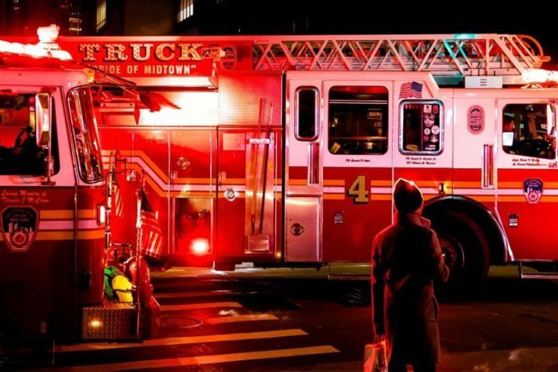 Erreichbarkeit bezieht sich auf die Fähigkeit oder Möglichkeit, einen bestimmten Ort, eine Person, eine Ressource oder eine Dienstleistung zu erreichen oder zu kontaktieren.