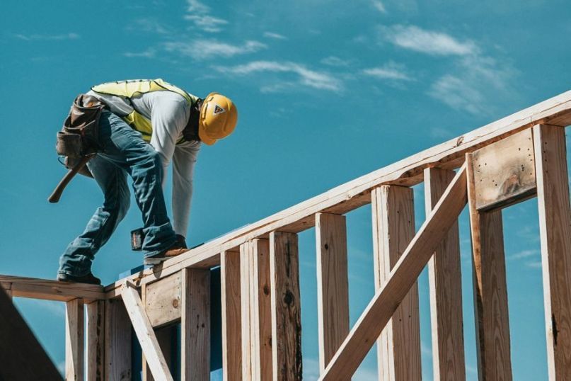 Ein Fachbetrieb ist ein Unternehmen oder eine Firma, die spezialisiertes Fachwissen und Know-how in einem bestimmten Bereich besitzt. Ein Fachbetrieb ist ein Unternehmen oder eine Firma, die spezialisiertes Fachwissen und Know-how in einem bestimmten Bereich besitzt.