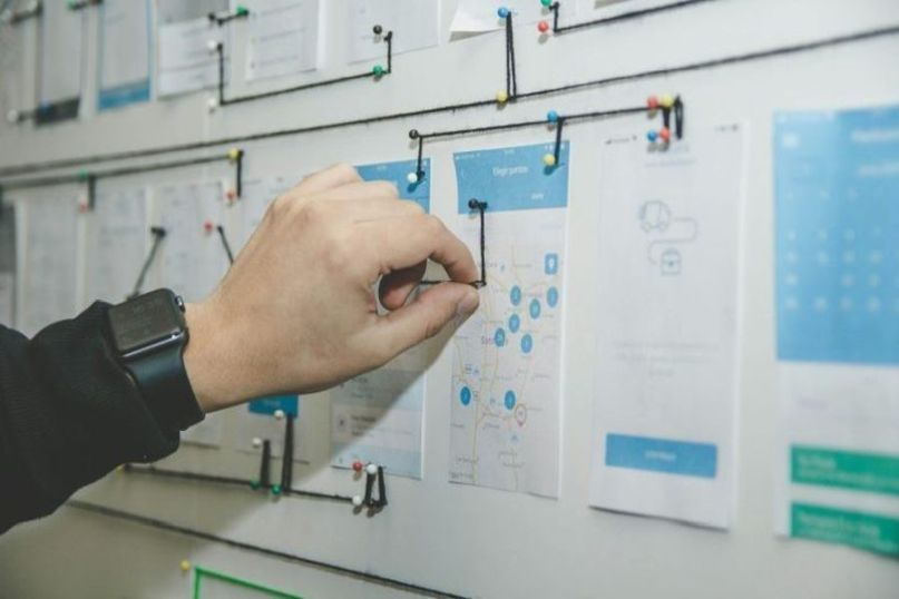 Ein Klicksystem bezieht sich auf eine Verbindungsmethode, bei der zwei oder mehr Elemente durch ein einfaches Einrasten oder Einrasten miteinander verbunden werden k&ouml;nnen.