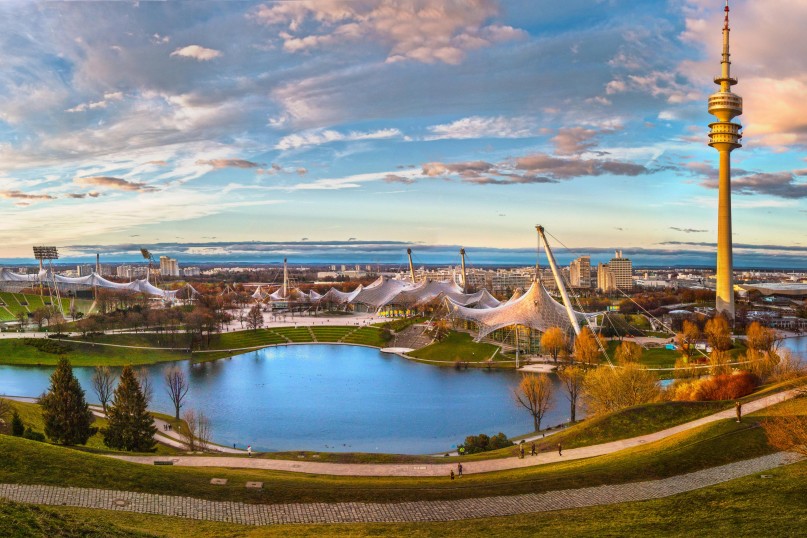 München ist die Landeshauptstadt des Bundeslandes Bayern und eine der größten Städte Deutschlands.