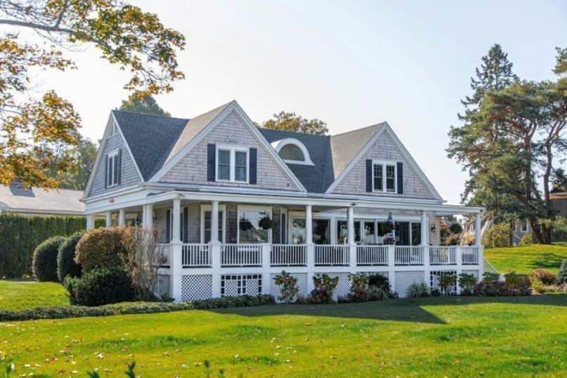 Ein Traumhaus ist ein ideales oder persönlich erstrebenswertes Wohnhaus. Ein Traumhaus ist ein ideales oder persönlich erstrebenswertes Wohnhaus.