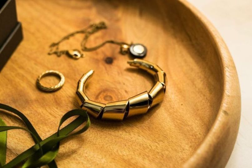 Wohnaccessoires sind Gegenstände oder Elemente, die der Dekoration und Verbesserung der Ästhetik eines Wohnraums dienen. Wohnaccessoires sind Gegenstände oder Elemente, die der Dekoration und Verbesserung der Ästhetik eines Wohnraums dienen.